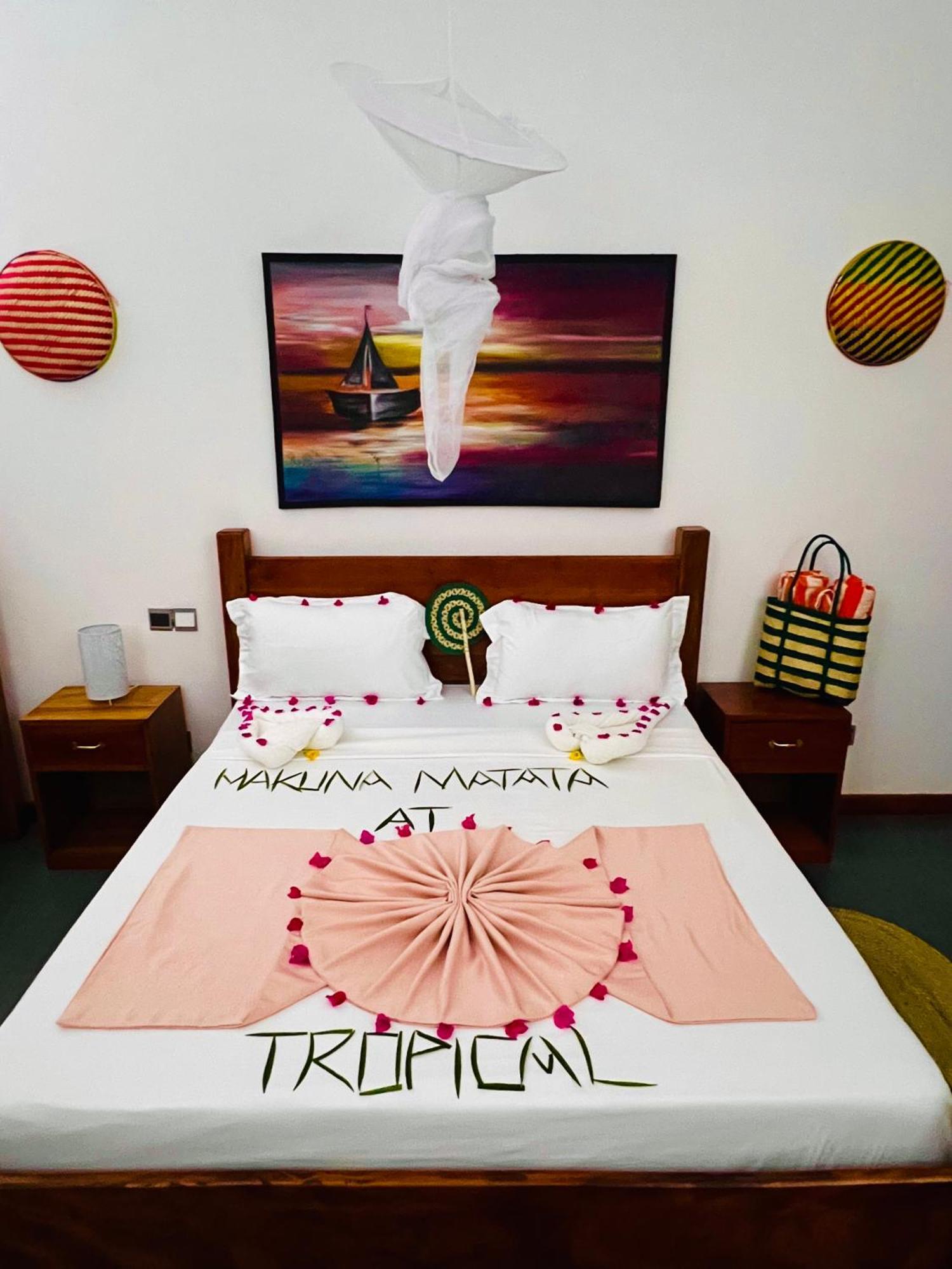 Отель Tropical Нунгви Экстерьер фото